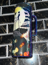 Load image into Gallery viewer, Skelly w Handle
